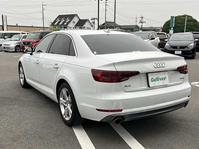 アウディ Ａ４ 2．0TFSIスポーツ 岐阜県 2018(平30)年 5.8万km グレイシアホワイトメタリック 純正SDナビ /全方位カメラ　/ETC　/前後ドライブレコーダー/横滑り防止装置　/レーンキープアシスト　/前後コーナーセンサー　/アイドリングストップ　/LEDヘッドライト　/シートヒーター　/レザーシート/プッシュスタート/スマートキー/純正フロアマット/純正17インチアルミホイール