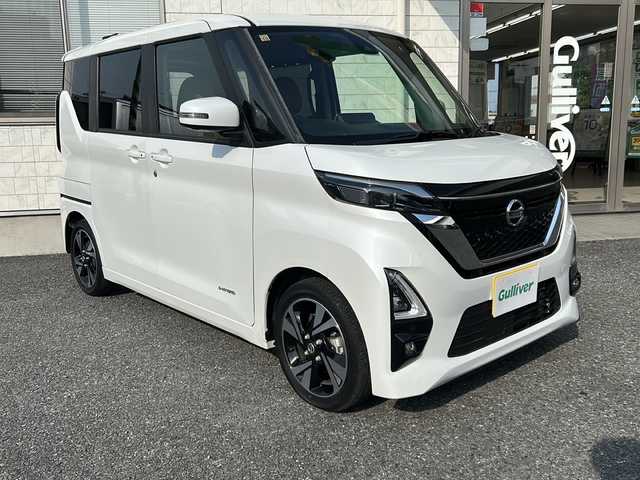 日産 ルークス HWS X プロパイロットED 埼玉県 2022(令4)年 1.7万km ホワイトパール ワンオーナー　/純正９型DA　/プロパイロット　/全方位カメラ　/TRC/衝突軽減B/コーナーセンサー　/電格ミラー　/USBソケット　/サンシェード　/パーソナルテーブル　/LEDオートライト　/保証書　/取説/OPブラウン×トリコット合皮/純正15インチAW