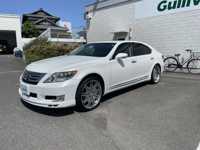 レクサス ＬＳ 600hL 神奈川県 2010(平22)年 8.7万km パール