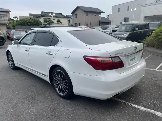 レクサス ＬＳ 600hL 神奈川県 2010(平22)年 8.7万km パール