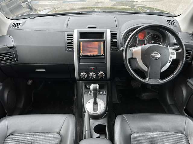 日産 エクストレイル 20Xtt 石川県 2010(平22)年 13万km アイアングレー 4WD/純正メモリーナビゲーション/【CD・DVD・ワンセグTV・SD】/型番：HS309-A/クルーズコントロール/前席シートヒーター/バックカメラ/ETC/ヒルディセントコントロール/電動格納ミラー/ハロゲンライト/・オートライト/・フォグランプ/ルーフレール/ドアバイザー/純正フロアマット/取扱説明書