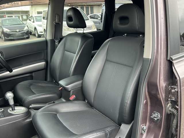 日産 エクストレイル 20Xtt 石川県 2010(平22)年 13万km アイアングレー 4WD/純正メモリーナビゲーション/【CD・DVD・ワンセグTV・SD】/型番：HS309-A/クルーズコントロール/前席シートヒーター/バックカメラ/ETC/ヒルディセントコントロール/電動格納ミラー/ハロゲンライト/・オートライト/・フォグランプ/ルーフレール/ドアバイザー/純正フロアマット/取扱説明書