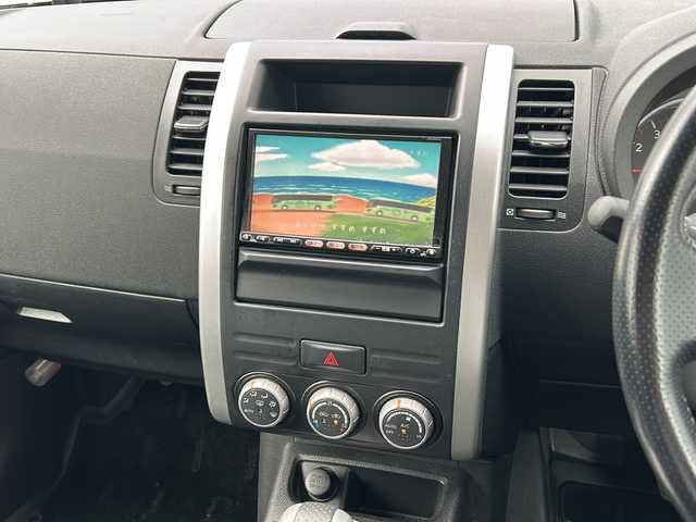 日産 エクストレイル 20Xtt 石川県 2010(平22)年 13万km アイアングレー 4WD/純正メモリーナビゲーション/【CD・DVD・ワンセグTV・SD】/型番：HS309-A/クルーズコントロール/前席シートヒーター/バックカメラ/ETC/ヒルディセントコントロール/電動格納ミラー/ハロゲンライト/・オートライト/・フォグランプ/ルーフレール/ドアバイザー/純正フロアマット/取扱説明書