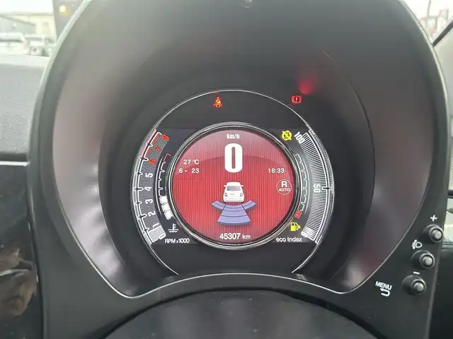 フィアット ５００ 120thタキシード 滋賀県 2019(令1)年 4.6万km パール 120thタキシード/ディスプレイオーディオ/USB/BT/FM/AM/スカイルーフ/16インチAW/ブラックルーフ/ETC