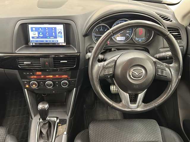 マツダ ＣＸ－５ XD 道央・札幌 2014(平26)年 8.1万km ジェットブラックマイカ /4WD//社外ナビ：AVIC-MRZ099/（CD、DVD、SD、BT、フルセグ、ラジオ）//寒冷地仕様//ETC//横滑り防止装置//リアビークルモニタリングシステム//アダプティブフロントライティングシステム//クルーズコントロール//ステアリングスイッチ//前方ドラレコ//純正エンジンスターター//オートライト//フォグライト//オートエアコン//プッシュスタート//スペアキー1本//電動格納ミラー
