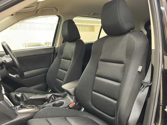 マツダ ＣＸ－５ XD 道央・札幌 2014(平26)年 8.1万km ジェットブラックマイカ /4WD//社外ナビ：AVIC-MRZ099/（CD、DVD、SD、BT、フルセグ、ラジオ）//寒冷地仕様//ETC//横滑り防止装置//リアビークルモニタリングシステム//アダプティブフロントライティングシステム//クルーズコントロール//ステアリングスイッチ//前方ドラレコ//純正エンジンスターター//オートライト//フォグライト//オートエアコン//プッシュスタート//スペアキー1本//電動格納ミラー