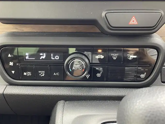 ホンダ Ｎ ＯＮＥ オリジナル スタイル+アーバン 茨城県 2023(令5)年 1.6万km ガーデングリーンM 純正9インチナビ/Bluetooth/フルセグ/radio/CD/DVD/バックカメラ/ホンダセンシング/追従型クルーズコントロール/ETC/ハーフレザーシート/前席シートヒーター/スマートキー/スペアキー/ドラレコ