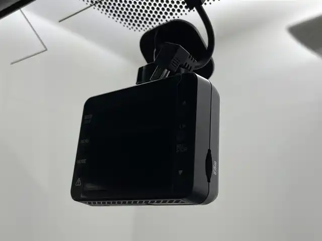 ホンダ Ｎ ＯＮＥ オリジナル スタイル+アーバン 茨城県 2023(令5)年 1.6万km ガーデングリーンM 純正9インチナビ/Bluetooth/フルセグ/radio/CD/DVD/バックカメラ/ホンダセンシング/追従型クルーズコントロール/ETC/ハーフレザーシート/前席シートヒーター/スマートキー/スペアキー/ドラレコ