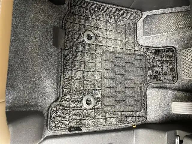 ホンダ Ｎ ＯＮＥ オリジナル スタイル+アーバン 茨城県 2023(令5)年 1.6万km ガーデングリーンM 純正9インチナビ/Bluetooth/フルセグ/radio/CD/DVD/バックカメラ/ホンダセンシング/追従型クルーズコントロール/ETC/ハーフレザーシート/前席シートヒーター/スマートキー/スペアキー/ドラレコ