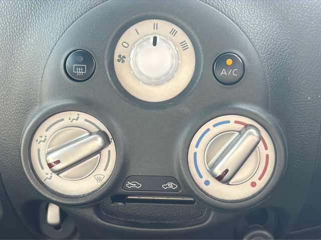 日産 キューブ 15X Mセレクション 京都府 2009(平21)年 3.7万km ビターショコラ 純正SDナビ/ワンセグ/DVD再生/バックカメラ/アイドリングストップ/ドアバイザー/ETC/プッシュスタート
