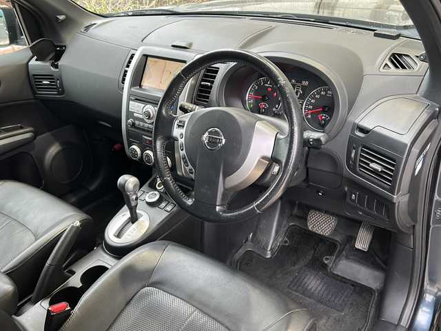 日産 エクストレイル 20X 静岡県 2010(平22)年 10.1万km スチールブルー 純正ナビ/バックカメラ/合皮シート/シートヒーター/ダウンヒルアシストコントロール/LEDヘッドライト/ドライブレコーダー/ステアリングスイッチ/パワーステアリング/パワーウィンドウ/ABS/横滑り防止装置/オートライト/スマートキー