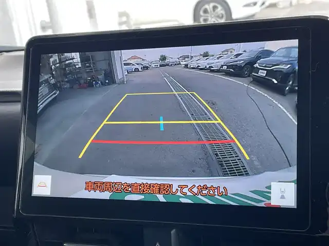 トヨタ ヴォクシー S－Z 東京都 2022(令4)年 5.7万km ホワイトパールクリスタルシャイン 純正１０．５型ナビ　/追従クルコン　/両側電動ドア　/前後ドラレコ　/ＨＤＭＩ　/ビルトイン２．０ＥＴＣ　/フルセグＴＶ　/Ｂｌｕｅｔｏｏｔｈ　/シートヒーター　/ハーフレザー　/ＤＶＤ　/ＬＥＤヘッド　/トヨタセーフティ