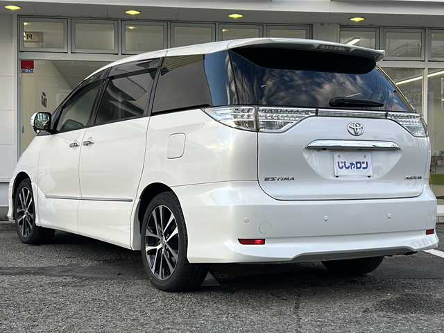 トヨタ エスティマ アエラス プレミアムエディション 京都府 2013(平25)年 8.6万km ホワイトパールクリスタルシャイン (株)IDOMが運営する【じしゃロン伏見店】の自社ローン専用車両になりますこちらは現金またはオートローンご利用時の価格です。自社ローンご希望の方は別途その旨お申付け下さい
