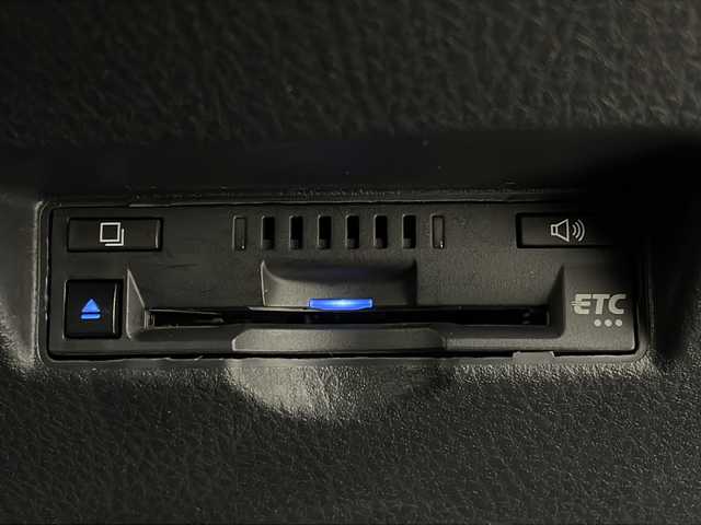 トヨタ Ｃ－ＨＲ G 茨城県 2021(令3)年 6.2万km ブラックマイカ 純正ナビ付ディスプレイオーディオ/・全方位カメラ/・Bluetooth/・AM/FM/USB/Miracast/BSM/ワンオーナー/前後純正ドライブレコーダー/シートヒーター（D+N席）/前後コーナーセンサー/純正アルミホイール/AAC/ビルドインETC/スマートキー/LEDヘッドライト/オートライト/オートマチックハイビーム