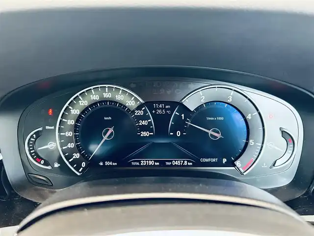 ＢＭＷ ５２３ｄ xDrive Mスピリット 大阪府 2020(令2)年 2.4万km アルピンホワイトⅢ インテリジェントセーフティ/パワーシート/純正ナビ/TV/バックカメラ/ACC/HUD/ブラインドスポット/純正18インチAW/LEDヘッドライト/クリアランスソナー/ETC/ドラレコ