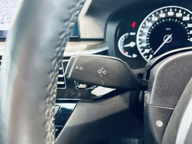 ＢＭＷ ５２３ｄ xDrive Mスピリット 大阪府 2020(令2)年 2.4万km アルピンホワイトⅢ インテリジェントセーフティ/パワーシート/純正ナビ/TV/バックカメラ/ACC/HUD/ブラインドスポット/純正18インチAW/LEDヘッドライト/クリアランスソナー/ETC/ドラレコ