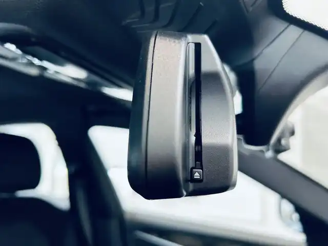 ＢＭＷ ５２３ｄ xDrive Mスピリット 大阪府 2020(令2)年 2.4万km アルピンホワイトⅢ インテリジェントセーフティ/パワーシート/純正ナビ/TV/バックカメラ/ACC/HUD/ブラインドスポット/純正18インチAW/LEDヘッドライト/クリアランスソナー/ETC/ドラレコ