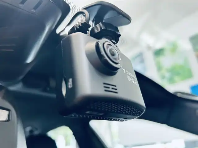 ＢＭＷ ５２３ｄ xDrive Mスピリット 大阪府 2020(令2)年 2.4万km アルピンホワイトⅢ インテリジェントセーフティ/パワーシート/純正ナビ/TV/バックカメラ/ACC/HUD/ブラインドスポット/純正18インチAW/LEDヘッドライト/クリアランスソナー/ETC/ドラレコ