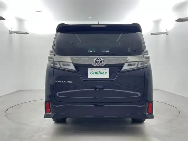 トヨタ ヴェルファイア Z Gエディション 福井県 2018(平30)年 7万km スパークリングブラックパールクリスタルシャイン 純正10インチナビNSZT-Z66T/（ＣＤ/ＤＶＤ/フルセグ/ＢＴ/ＳＤ）/純正フリップダウンモニター/ビルトインＥＴＣ　/運転席・助手席シートヒーター/運転席・助手席エアーシート/運転席・助手席パワーシート　/パワーバックドア/純正フロアマット/純正１８インチAW/クリアランスソナー/トヨタセーフティーセンス/プリクラッシュセーフティ/レーンキーピーングアシスト/レーンキープアシスト/アダブティブクルーズコントロール/ロードサインアシスト/オートマチックハイビーム/オートライト/LEDヘッドライト/フォグライト/スマートキー（スペアキー1本）/プッシュスタート/サイドバイザー