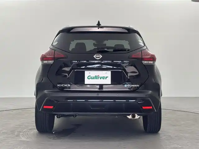 日産 キックス X 福井県 2021(令3)年 1.4万km ピュアブラック プロパイロット/・衝突軽減ブレーキ/・車線逸脱警報機能/・レーンキープアシスト/・クルーズコントロール（追従有）/純正ナビゲーション/【AM/FM/CD/Bluetooth/フルセグTV】/アラウンドビューモニター/ビルトインETC/デジタルインナーミラー/オートライト/LEDヘッドライド/ヘッドライドレベライザー/プッシュスタート/スマートキー/取扱説明書