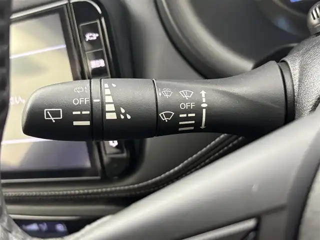 日産 キックス X 福井県 2021(令3)年 1.4万km ピュアブラック プロパイロット/・衝突軽減ブレーキ/・車線逸脱警報機能/・レーンキープアシスト/・クルーズコントロール（追従有）/純正ナビゲーション/【AM/FM/CD/Bluetooth/フルセグTV】/アラウンドビューモニター/ビルトインETC/デジタルインナーミラー/オートライト/LEDヘッドライド/ヘッドライドレベライザー/プッシュスタート/スマートキー/取扱説明書