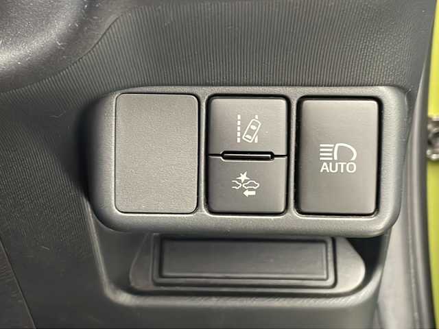 トヨタ アクア G ソフトレザーセレクション 沖縄県 2018(平30)年 4.9万km フレッシュグリーンマイカメタリック 純正SDナビ（NSZT-W66T）/　CD/DVD/SD/BT/フルセグ/ビルトインETC/ドライブレコーダー（DRT-H66A)/トヨタセーフティセンス/合皮シート/LEDヘッドライト/オートマチックハイビーム/オートライト/フロアマット/プッシュスタート/スマートキ―