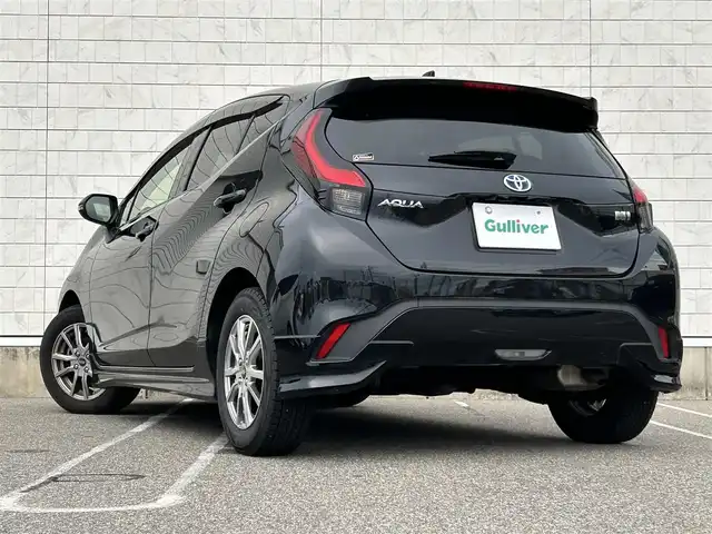 トヨタ アクア Z 新潟県 2022(令4)年 6.3万km ブラックマイカ ワンオーナー/純正ナビ/（フルセグ、Bluetooth、AM・FM）/衝突軽減ブレーキ/ETC/クルーズコントロール（追従有）/ドライブレコーダー（前方、車内）/コーナーセンサー（前後）/ステアリングスイッチ/レーンキープアシスト/LEDヘッドライト/オートライト/オートマチックハイビーム/横滑り防止/１００V充電/USB充電/タイプC充電/プッシュスタートボタン/フロアマット純正