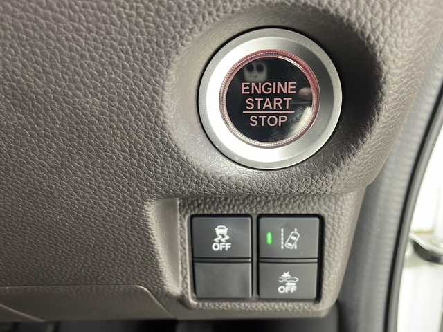 ホンダ Ｎ ＢＯＸ G･EX Hセンシング カッパーブラウンスタイル 愛知県 2019(平31)年 5万km プラチナホワイトパール ・純正メモリーナビVXM-194VFi/CD/DVD/Bluetooth/フルセグTV/・バックカメラ/・両側パワースライドドア/・オートLEDヘッドライト/・スマートキー×２/・ETC/・ステアリングスイッチ/・USBポート×２/・Honda SENSING/・衝突軽減ブレーキ/・オートハイビーム/・誤発進抑制機能/・後方誤発進抑制機能/・路外逸脱警報機能/・アダプティブクルーズコントロール/・車線維持支援システム/・歩行者事故低減ステアリング^/・先行車発進お知らせ機能/・標識認識機能