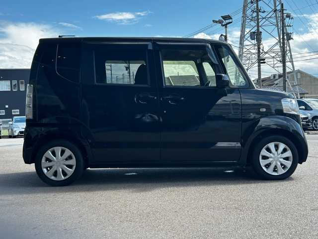 ホンダ Ｎ ＢＯＸ G 富山県 2016(平28)年 8万km 黒