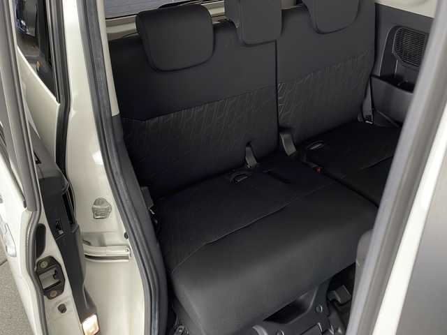 トヨタ タンク カスタムG S 宮崎県 2017(平29)年 5.4万km パールホワイトⅢ 禁煙車/衝突被害軽減ブレーキ/純正ナビTV/（NSZT-W66T/CD/Bluetooth/FMAM/フルセグTV)/純正ビルトインETC/純正LEDオートライト/純正LEDフォグ/純正14インチアルミ/純正フロアマット/両側電動スライドドア/パノラミックビューモニター/クルーズコントロール/クリアランスソナー/前席シートヒーター/オートエアコン/本革巻ハンドル/スマートキー/プッシュエンジンスタート/スペアキー/新車時保証書/取扱い説明書