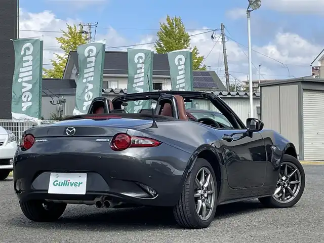 マツダ ロードスター ブラウン トップ 宮城県 2023(令5)年 0.8万km マシーングレープレミアムM /ブラウンレザーシート//BOSEプレミアムサウンド//純正メモリナビ//CD/DVD/SD/BT/USB/フルセグテレビ//バックカメラ//シートヒーター//クルーズコントロール//スマートシティブレーキサポート//ブラインドスポットモニター//車線逸脱警報//ビルトインETC//社外ドライブレコーダー前方