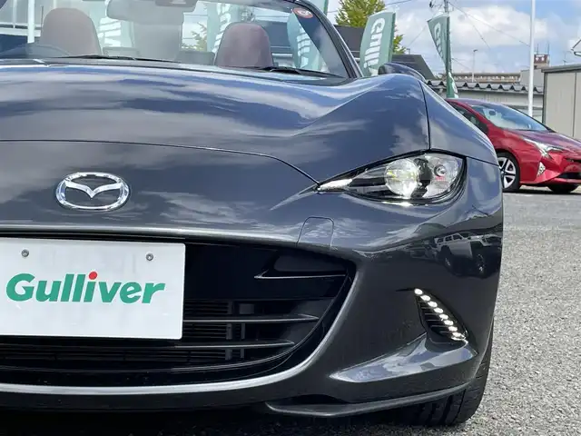 マツダ ロードスター ブラウン トップ 宮城県 2023(令5)年 0.8万km マシーングレープレミアムM /ブラウンレザーシート//BOSEプレミアムサウンド//純正メモリナビ//CD/DVD/SD/BT/USB/フルセグテレビ//バックカメラ//シートヒーター//クルーズコントロール//スマートシティブレーキサポート//ブラインドスポットモニター//車線逸脱警報//ビルトインETC//社外ドライブレコーダー前方