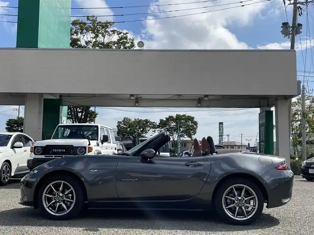 マツダ ロードスター ブラウン トップ 宮城県 2023(令5)年 0.8万km マシーングレープレミアムM /ブラウンレザーシート//BOSEプレミアムサウンド//純正メモリナビ//CD/DVD/SD/BT/USB/フルセグテレビ//バックカメラ//シートヒーター//クルーズコントロール//スマートシティブレーキサポート//ブラインドスポットモニター//車線逸脱警報//ビルトインETC//社外ドライブレコーダー前方