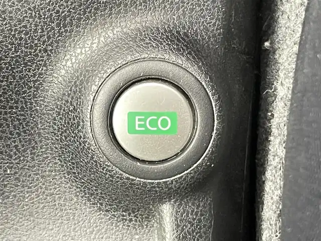 日産 ノート X DIG－S 千葉県 2013(平25)年 3.7万km オーロラモーヴ 純正7インチSDナビ/CD AUX SD フルセグ/バックカメラ/純正フロアマット/ドアバイザー/アイドリングストップ/ヘッドライトレベライザー/プッシュスタート/スマートキー/ETC