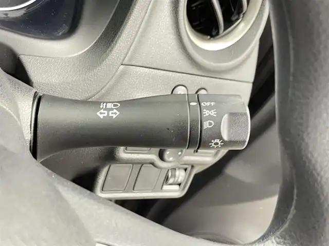 日産 ノート X DIG－S 千葉県 2013(平25)年 3.7万km オーロラモーヴ 純正7インチSDナビ/CD AUX SD フルセグ/バックカメラ/純正フロアマット/ドアバイザー/アイドリングストップ/ヘッドライトレベライザー/プッシュスタート/スマートキー/ETC