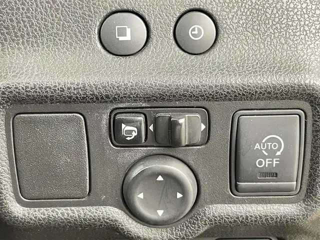 日産 ノート X DIG－S 千葉県 2013(平25)年 3.7万km オーロラモーヴ 純正7インチSDナビ/CD AUX SD フルセグ/バックカメラ/純正フロアマット/ドアバイザー/アイドリングストップ/ヘッドライトレベライザー/プッシュスタート/スマートキー/ETC