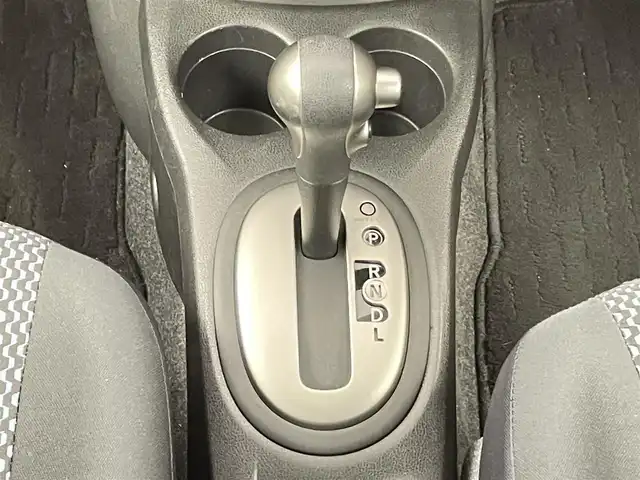 日産 ノート X DIG－S 千葉県 2013(平25)年 3.7万km オーロラモーヴ 純正7インチSDナビ/CD AUX SD フルセグ/バックカメラ/純正フロアマット/ドアバイザー/アイドリングストップ/ヘッドライトレベライザー/プッシュスタート/スマートキー/ETC