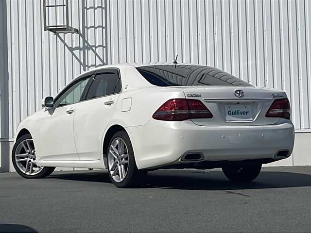 トヨタ クラウン ロイヤル ロイヤルサルーン 三重県 2008(平20)年 7.9万km ホワイトパールクリスタルシャイン 純正ナビ /バックカメラ /ビルトインETC /コーナーセンサー /前席パワーシート /クルーズコントロール /ウッドコンビステアリング /オートライト /純正フロアマット /電動格納ミラー /取扱説明書 /保証書