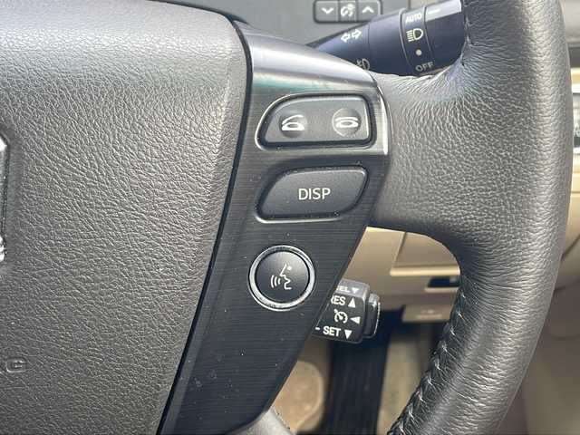 トヨタ クラウン ロイヤル ロイヤルサルーン 三重県 2008(平20)年 7.9万km ホワイトパールクリスタルシャイン 純正ナビ /バックカメラ /ビルトインETC /コーナーセンサー /前席パワーシート /クルーズコントロール /ウッドコンビステアリング /オートライト /純正フロアマット /電動格納ミラー /取扱説明書 /保証書