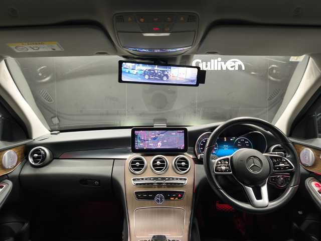 メルセデス・ベンツ Ｃ２２０ｄ ワゴン アバンギャルド 群馬県 2019(平31)年 6.7万km オブシディアンブラック レーダーセーフティパッケージ/黒革シート/純正ナビ/バックカメラ/前席パワーシート/シートヒーター/社外フロアマット/キーレスゴー/フルセグTV/ETC2.0/LEDライト/17インチAW/パークアシスト