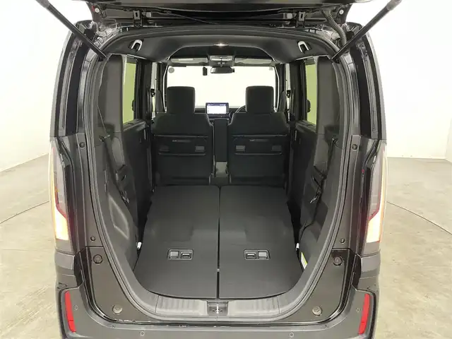 ホンダ Ｎ ＢＯＸ カスタム 埼玉県 2024(令6)年 0.9万km クリスタルブラックパール 純正ナビ　バックカメラ　ＥＴＣ　前後ドライブレコーダー　ホンダセンシング　アダプティブクルーズコントロール　シートヒーター　純正アルミホイール　スマートキー　オートハイビーム　LEDヘッドライト　TV