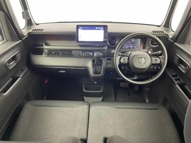 ホンダ Ｎ ＢＯＸ カスタム 埼玉県 2024(令6)年 0.9万km クリスタルブラックパール 純正ナビ　バックカメラ　ＥＴＣ　前後ドライブレコーダー　ホンダセンシング　アダプティブクルーズコントロール　シートヒーター　純正アルミホイール　スマートキー　オートハイビーム　LEDヘッドライト　TV