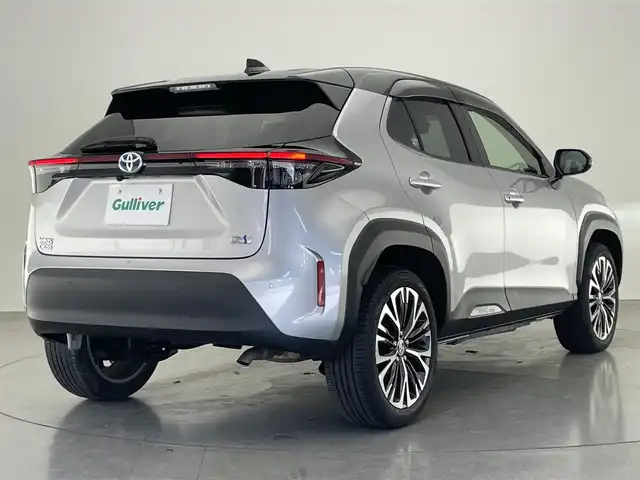 トヨタ ヤリスクロス ハイブリッド Z 愛知県 2021(令3)年 3.3万km ブラックマイカ/シルバーメタリック 2トーン 純正８型ＤＡナビ　全方位カメラ　禁煙　シートヒーター　ハーフレザー　ＢＳＭ　ＥＴＣ　前後ドラレコ　電動パーキング　セーフティセンス　衝突軽減　追従クルコン　ＬＥＤオートライト　コーナーセンサー　ＵＳＢ