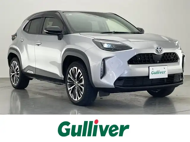 トヨタ ヤリスクロス ハイブリッド Z 愛知県 2021(令3)年 3.3万km ブラックマイカ/シルバーメタリック 2トーン 純正８型ＤＡナビ　全方位カメラ　禁煙　シートヒーター　ハーフレザー　ＢＳＭ　ＥＴＣ　前後ドラレコ　電動パーキング　セーフティセンス　衝突軽減　追従クルコン　ＬＥＤオートライト　コーナーセンサー　ＵＳＢ