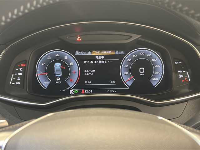 アウディ Ａ７ SB 45TFSIクワトロ Sライン 新潟県 2020(令2)年 2.4万km ミトスブラックメタリック 純正ナビ(フルセグTV/Bluetooth/SD/USB)/360°カメラ/パーキングエイド/エフィシェンシアシスト/バーチャルコックピット/レザーシート/サンルーフ/前席パワーシート/運転席シートメモリー/全席シートヒーター/アダプティブクルーズコントロール/アシスタンスパッケージ/パワーアシストパッケージ/リアコンフォートパッケージ/クリアランスソナー/純正21インチAW/LEDヘッドライト/取扱説明書/スペアキー有/2.0ETC