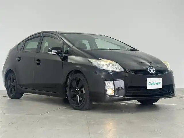 トヨタ プリウス G ツーリングセレ レザーパック 愛知県 2011(平23)年 10.3万km ブラック 純正ナビ　/（フルセグTV／BT/CD/DVD）　/横滑り防止装置　/ドライブレコーダー　/ビルトインETC　/純正アルミホイール　/純正フロアマット　/布系シート　/純正AW付きスタッドレスタイヤ有り　/オートライト