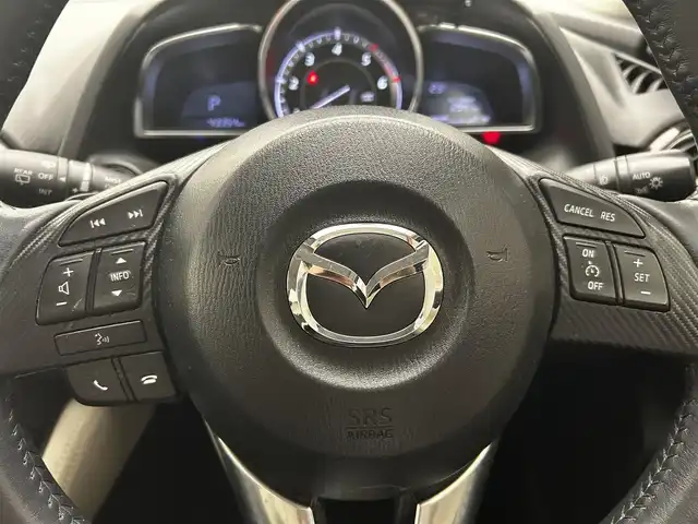 マツダ デミオ XD ツーリング Lパッケージ 愛媛県 2015(平27)年 4.4万km スノーフレイクホワイトパールマイカ ・純正ナビ（ワンセグＴＶ・ＢＴオーディオ・ＣＤＤＶＤ・ＦＭ・ＡＭ・ＡＵＸ）/・バックカメラ　/・ＵＳＢ接続　/・ＥＴＣ　/・クルーズコントロール　/・オートライト　/・ステアリングリモコン　/・ブラインドスポットモニター/・衝突軽減ブレーキ/・車検逸脱警報/・スペアキー/・ヘッドアップディスプレイ