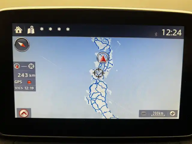 マツダ デミオ XD ツーリング Lパッケージ 愛媛県 2015(平27)年 4.4万km スノーフレイクホワイトパールマイカ 登録時43354km/車検R8年1月/純正SDナビ/ フルセグ/Bluetooth/CD/DVD/AUX/バックカメラ　/セーフティパッケージ/・ブラインドスポットモニター/・リアクロストラフィックアラート/・ハイビームアシスト/・車線逸脱警報/シティーブレーキサポート/AT誤発進抑制機能/LEDオートヘッドライト/アクティブドライビングディスプレイ/ハーフレザーシート/クルーズコントロール　/ステアリングリモコン　/スマートキー×2/ETC/禁煙車