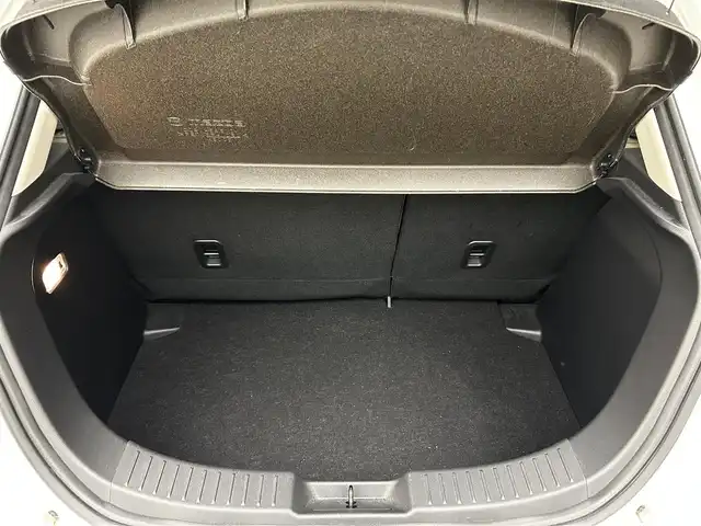 マツダ デミオ XD ツーリング Lパッケージ 愛媛県 2015(平27)年 4.4万km スノーフレイクホワイトパールマイカ 登録時43354km/車検R8年1月/純正SDナビ/ フルセグ/Bluetooth/CD/DVD/AUX/バックカメラ　/セーフティパッケージ/・ブラインドスポットモニター/・リアクロストラフィックアラート/・ハイビームアシスト/・車線逸脱警報/シティーブレーキサポート/AT誤発進抑制機能/LEDオートヘッドライト/アクティブドライビングディスプレイ/ハーフレザーシート/クルーズコントロール　/ステアリングリモコン　/スマートキー×2/ETC/禁煙車