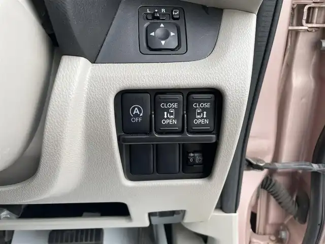 日産 デイズ ルークス X 群馬県 2014(平26)年 7.8万km シルキーローズM 両側パワースライドドア/プッシュスタート/SDナビ（FM/AM・ワンセグTV・BT）/スマートキー/オートエアコン/後席用モニター/後席格納